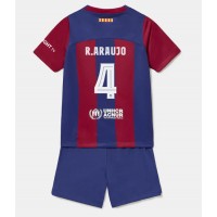 Dres Barcelona Ronald Araujo #4 Domáci pre deti 2023-24 Krátky Rukáv (+ trenírky)